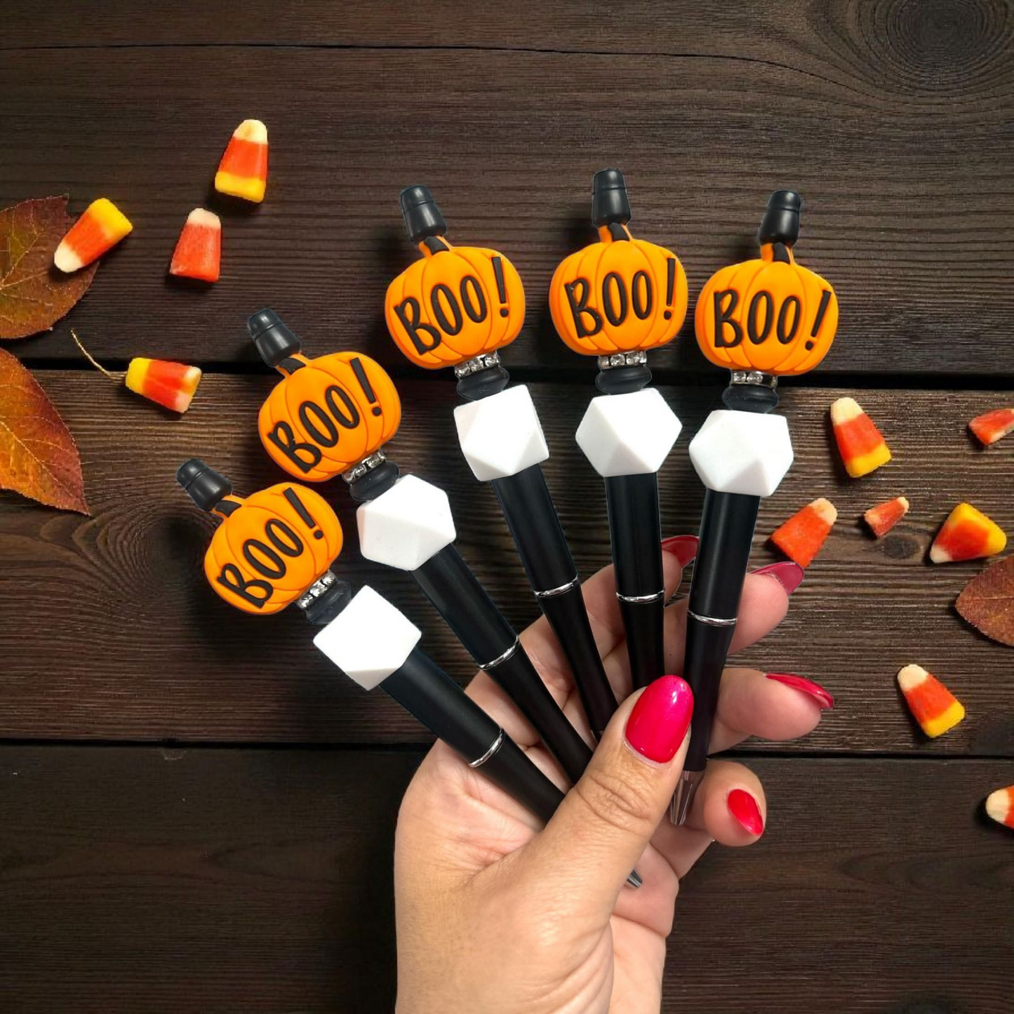 halloween pen, pumpkin pen, boo pen, bead pen, halloween gift, fall stationery, cute office supplies, seasonal pen, refillable pen, halloween party favor, spooky season decor