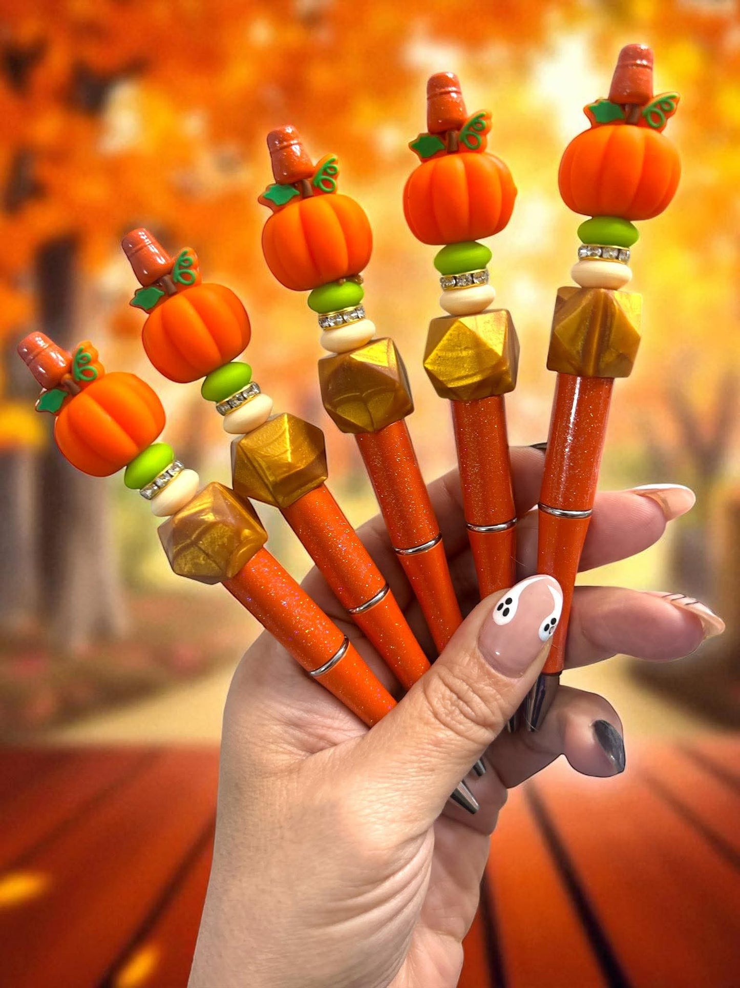 pumpkin pen, fall pen, pumpkin spice pen, bead pen, autumn stationery, cute office supplies, refillable pen, seasonal gift, teacher pen, cozy fall vibes