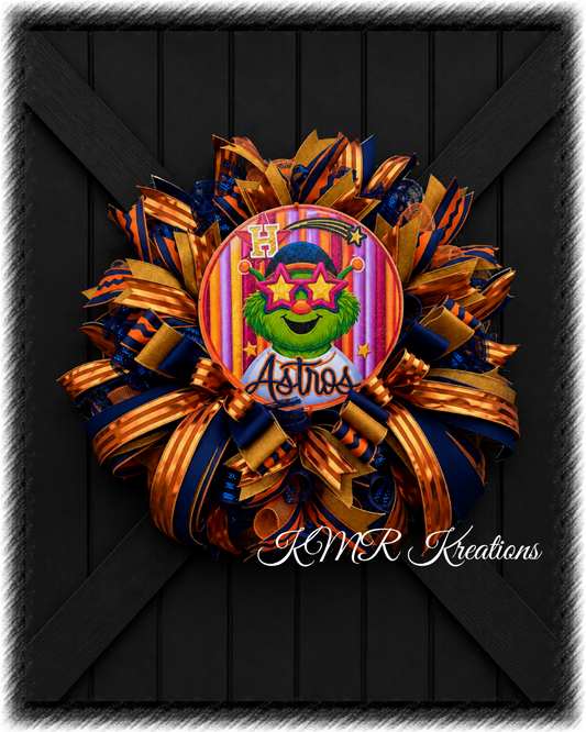Astros Orbit Baseball Wreath