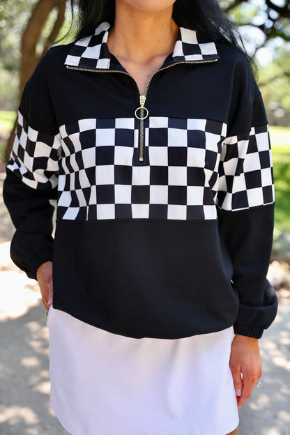 End Zone Checkered Pullover – Black